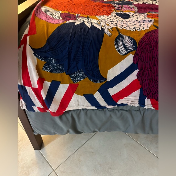 Inouitoosh Large Scarf - Picture 14 of 14